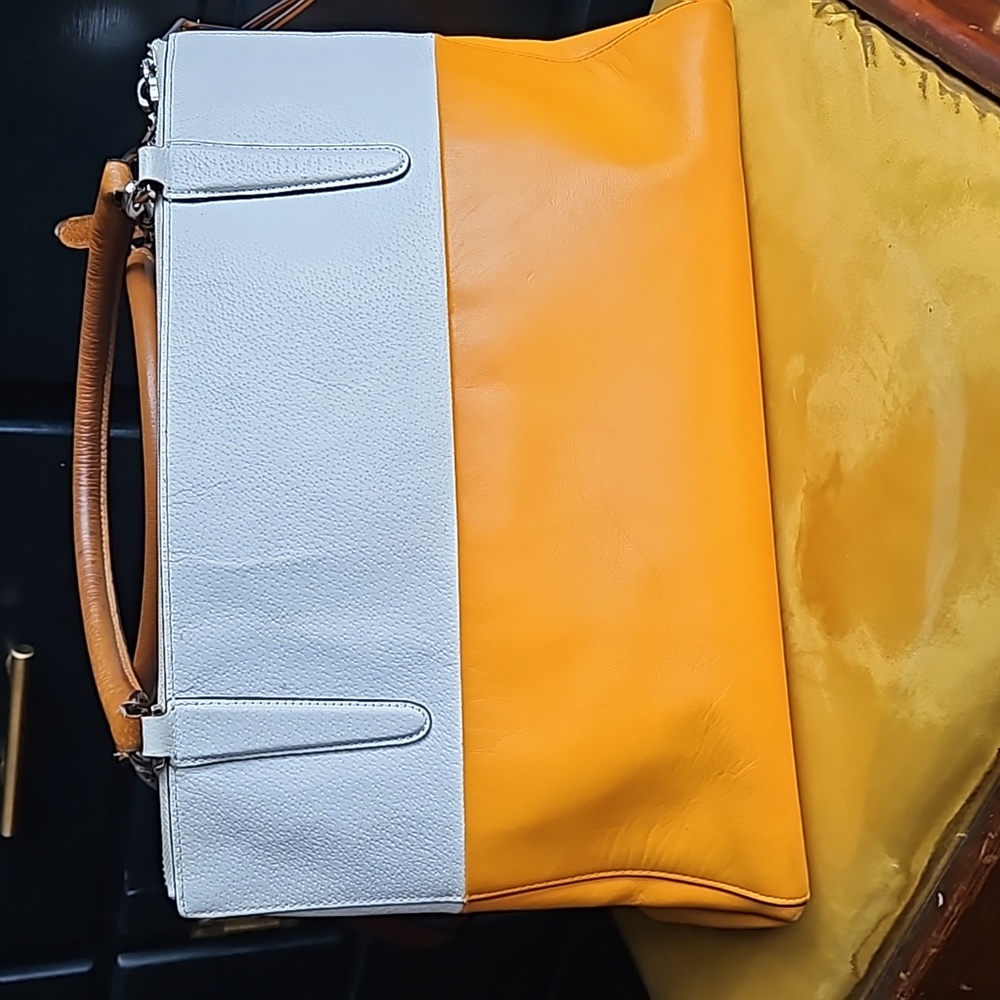 Coach Borough Colorblock bag - Picture 2 of 9